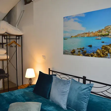 Medievale Bilocale Apartment